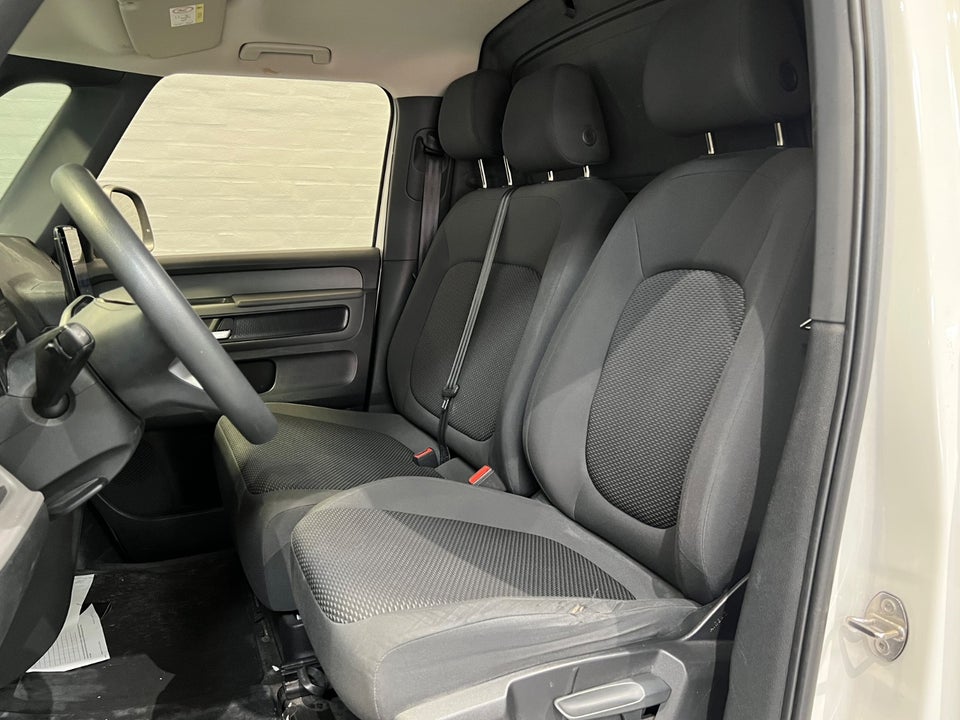 VW ID. Buzz 77 Cargo Pro