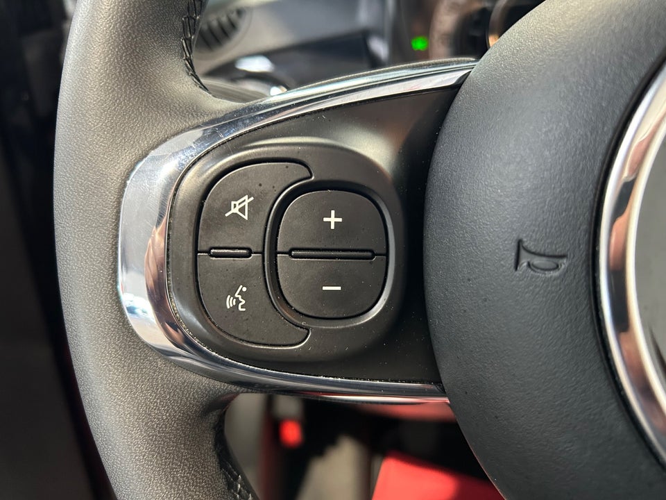 Fiat 500C 1,0 Hybrid Lounge+ 2d