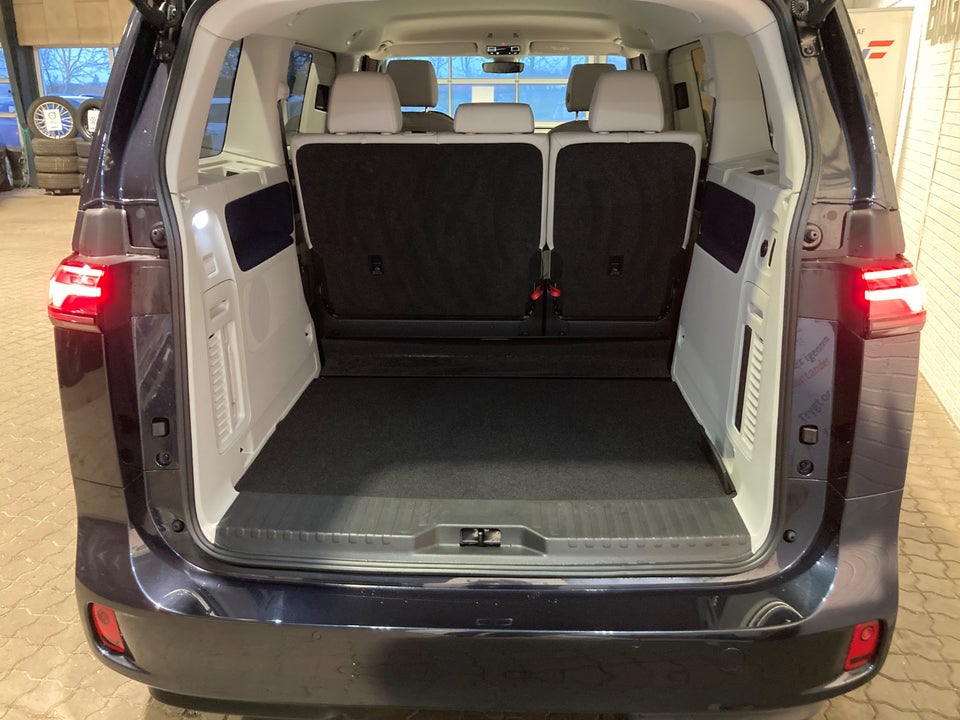 VW ID.Buzz 77 Pro SWB 5d