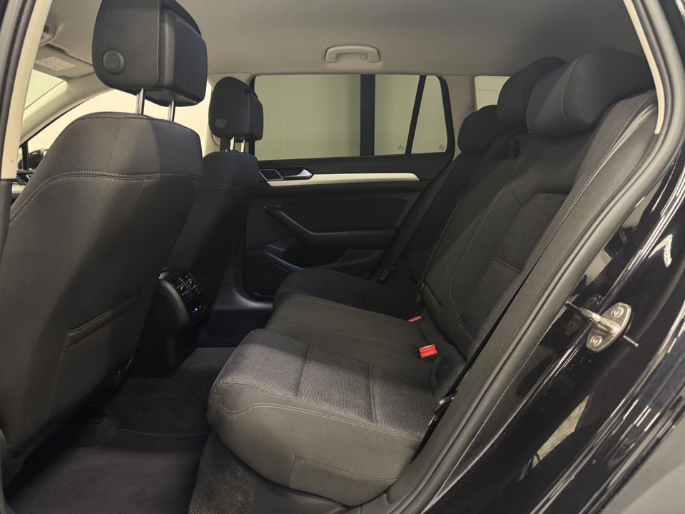 VW Passat 1,6 TDi 120 Comfortline Variant DSG 5d