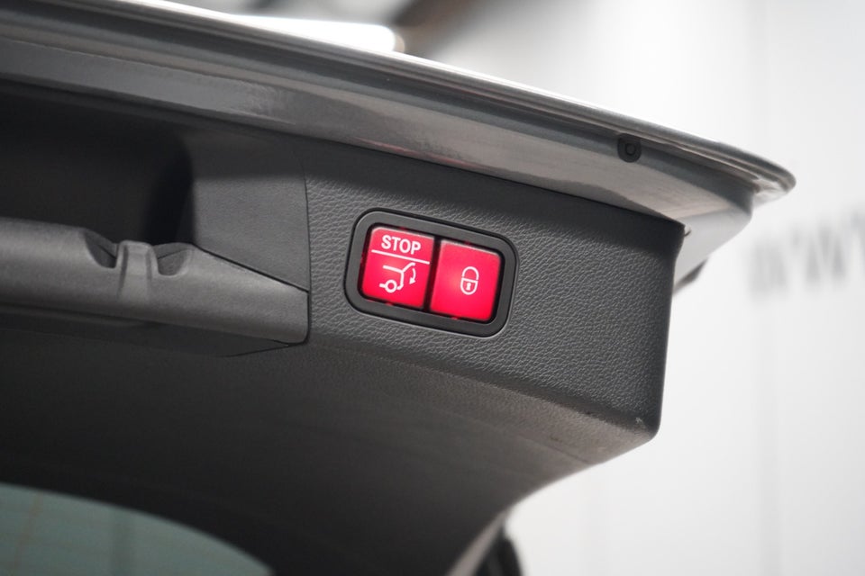 Mercedes C300 de 2,0 Advantage AMG stc. aut. 5d