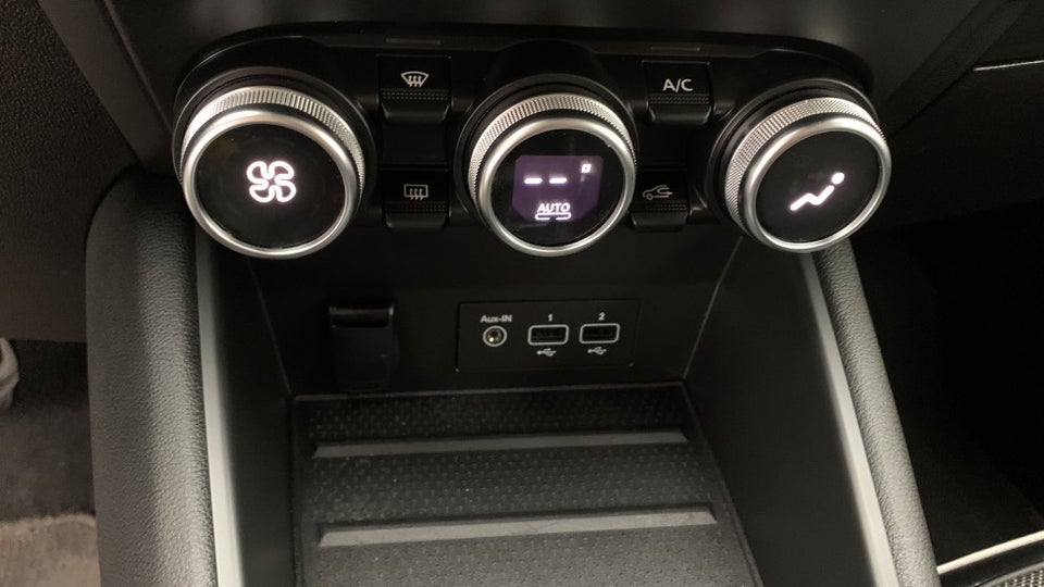 Renault Captur 1,3 TCe 130 Intens EDC 5d