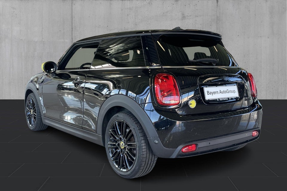 MINI Cooper SE Classic Trim 3d