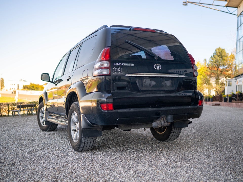 Toyota Land Cruiser 3,0 D-4D Luxus l 5d