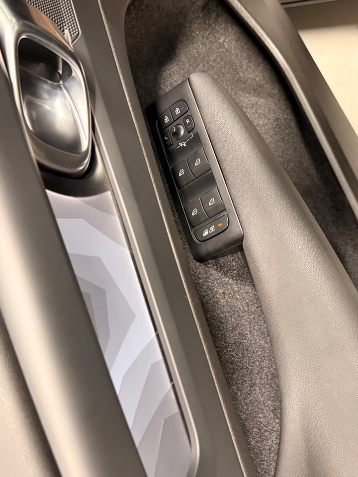 Volvo C40 P6 ReCharge Plus 5d