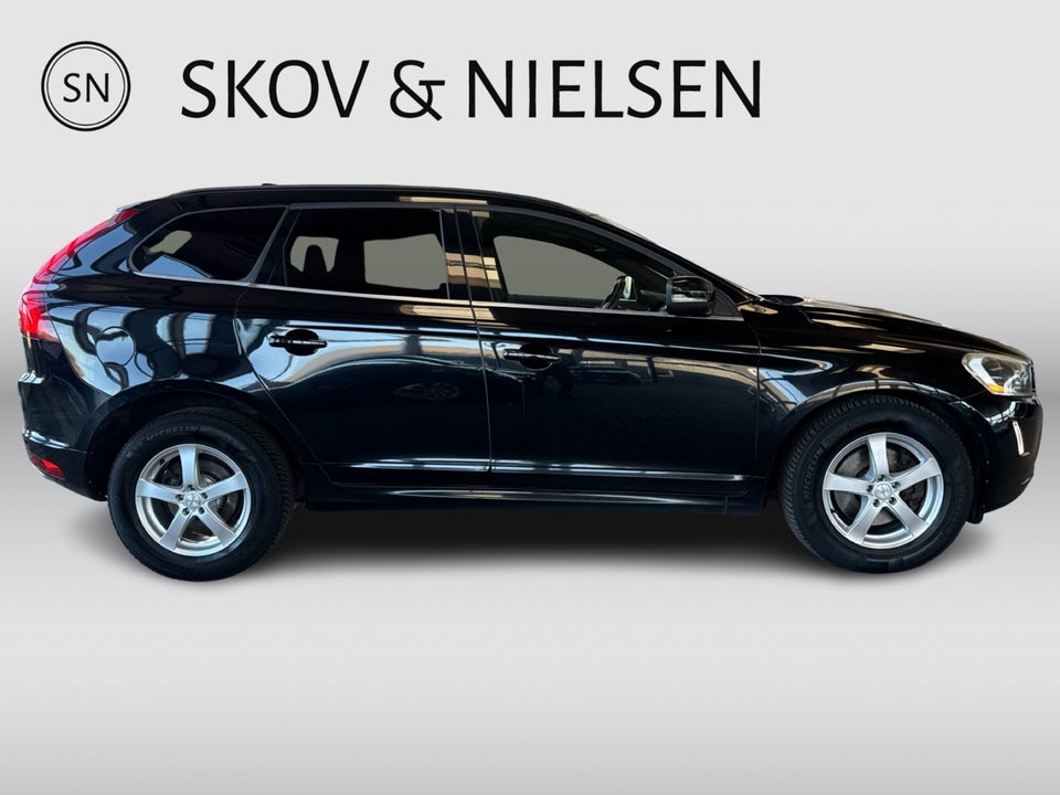 Volvo XC60 2,0 D4 181 Momentum aut. 5d