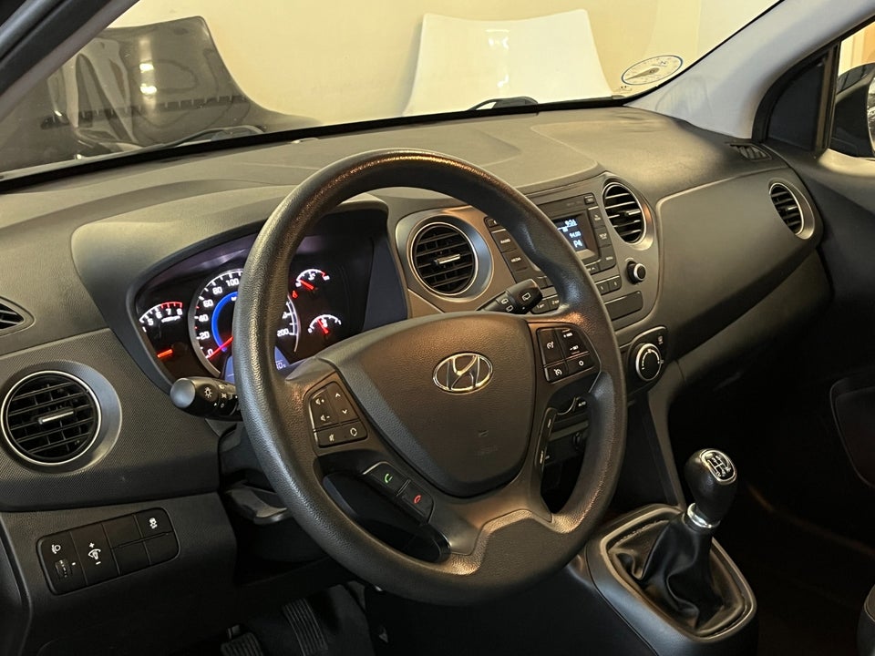 Hyundai i10 1,0 Premium 5d