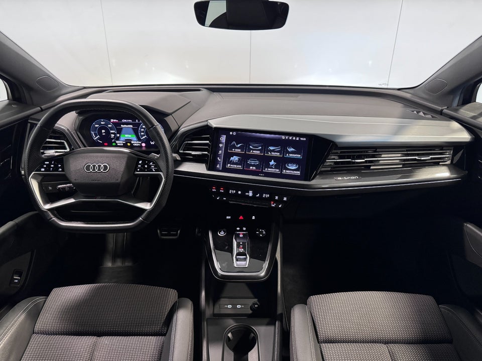 Audi Q4 e-tron 40 S-line Sportback 5d