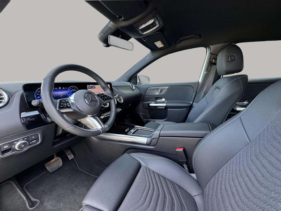 Mercedes EQA250+ Progressive 5d