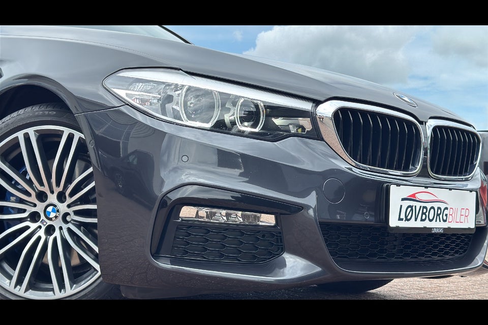 BMW 530d 3,0 Touring M-Sport aut. 5d