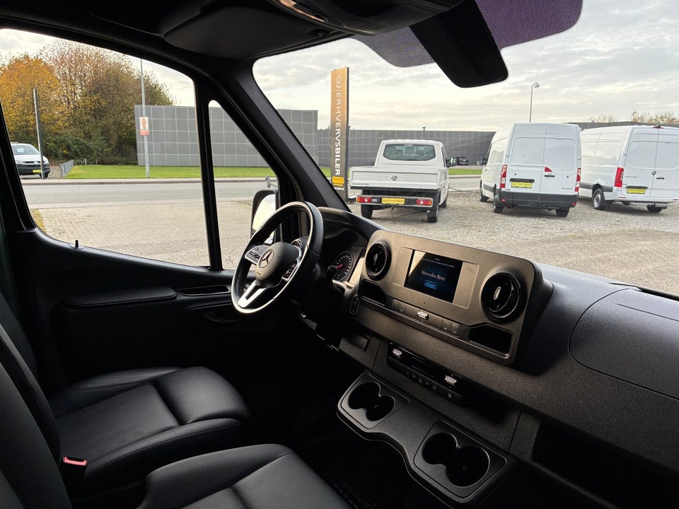 Mercedes Sprinter 215 2,0 CDi A2 Kassevogn aut. FWD