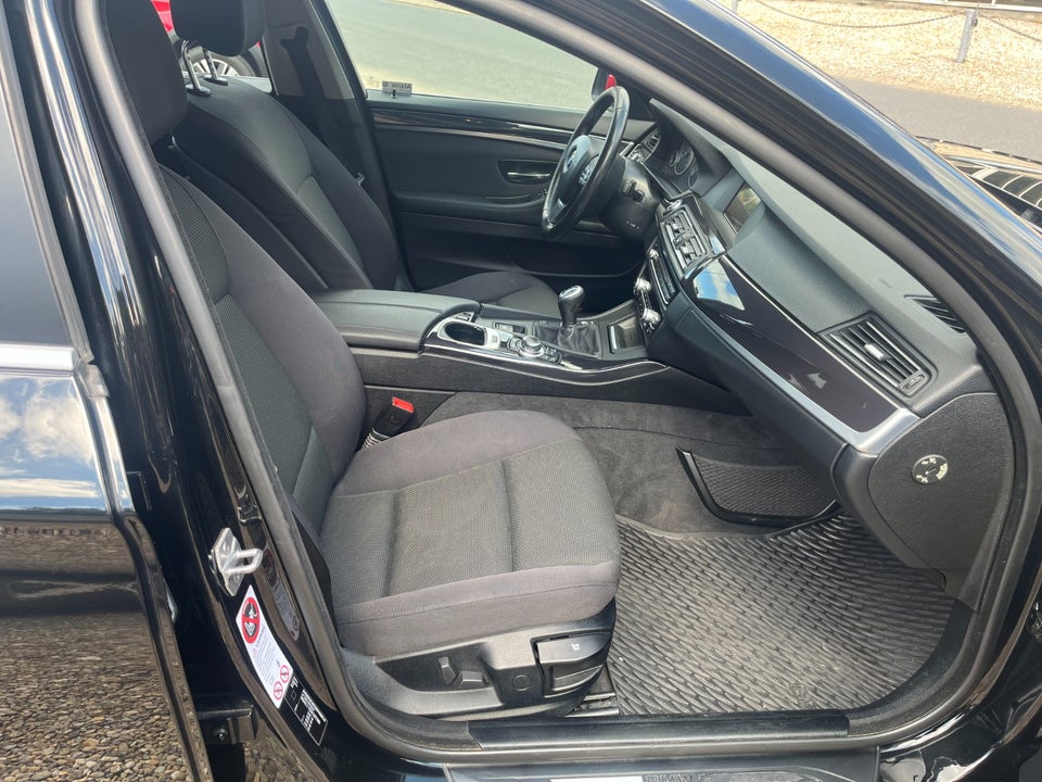 BMW 520i 2,0 Touring 5d