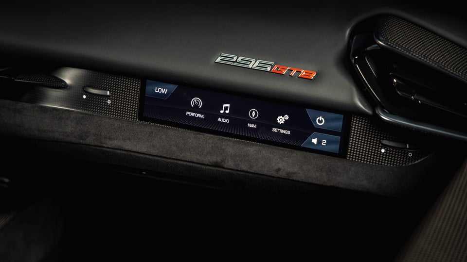 Ferrari 296 GTB 2,9 DCT 2d