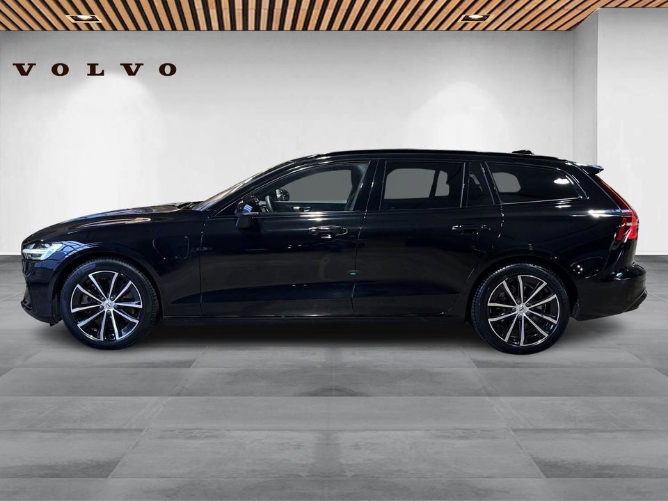 Volvo V60 2,0 T6 ReCharge Plus Dark aut. AWD 5d