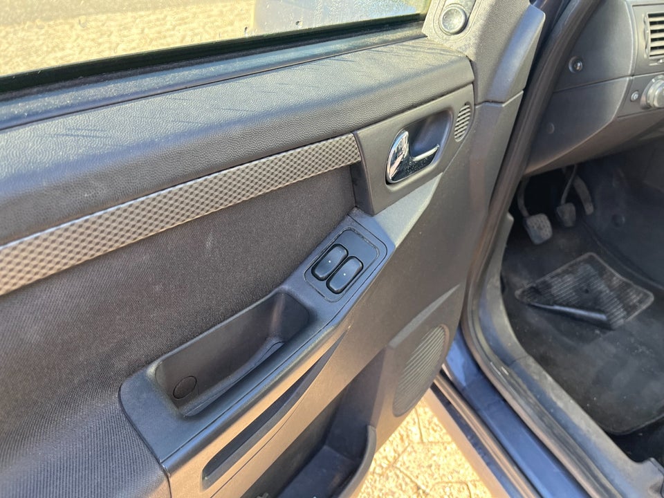 Opel Meriva 1,6 16V 105 Enjoy 5d