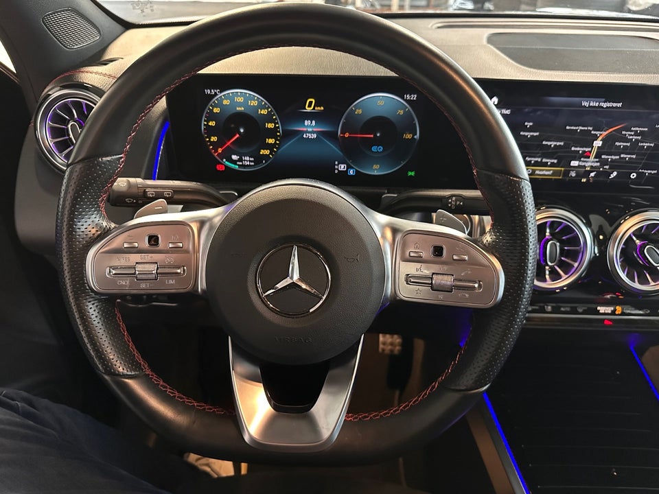 Mercedes EQB250 AMG Line 5d