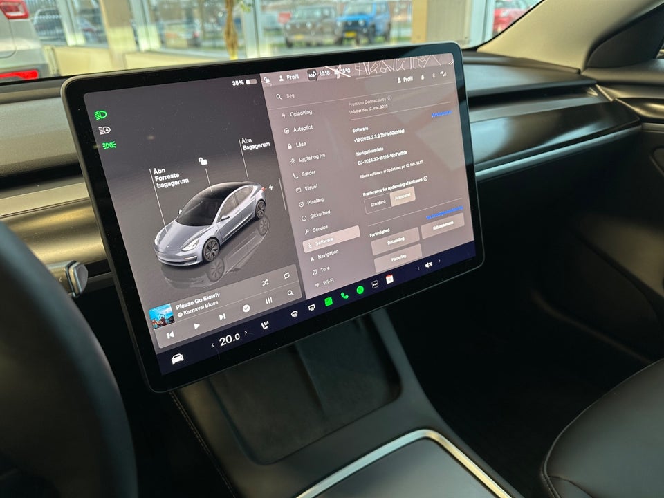 Tesla Model 3 RWD 4d