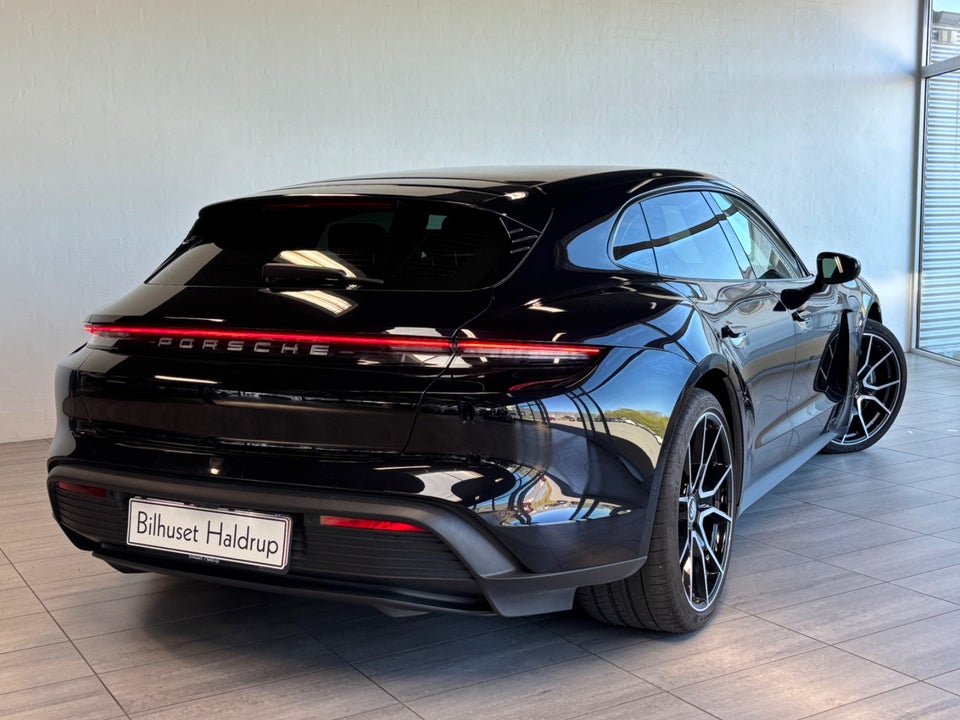 Porsche Taycan Performance+ Sport Turismo 5d