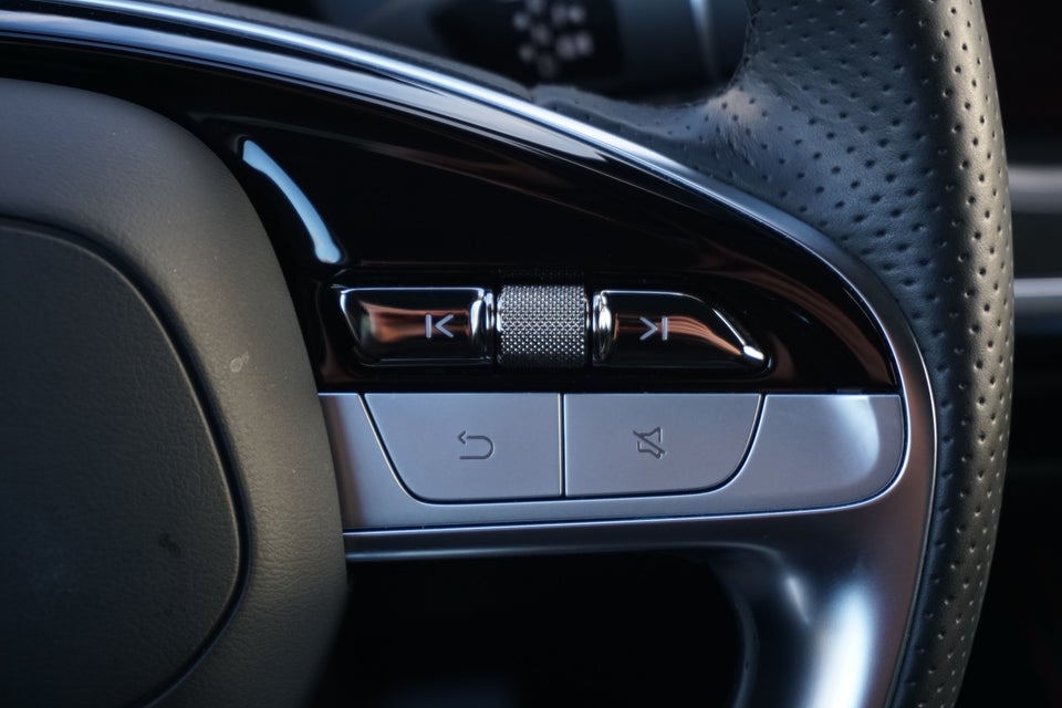 Xpeng P7 Long Range 4d