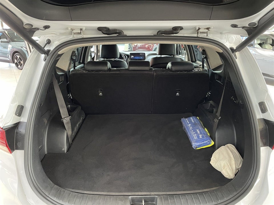 Hyundai Santa Fe 1,6 PHEV Essential aut. 4WD 7prs 5d