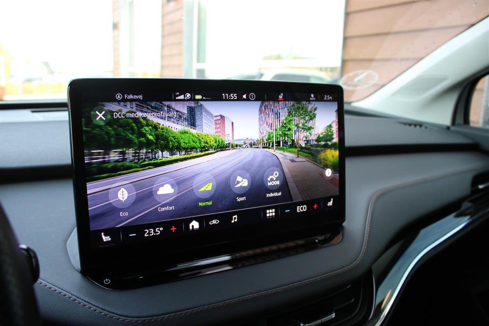 Skoda Enyaq 80 iV Suite 5d