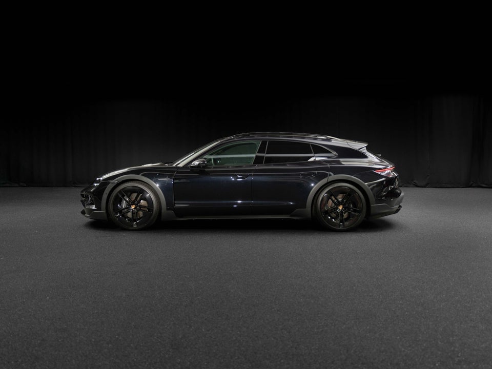 Porsche Taycan 4 Performance+ Cross Turismo 5d