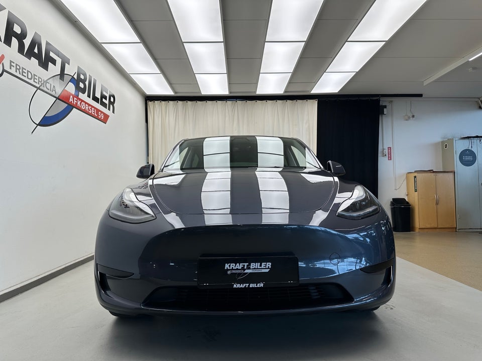 Tesla Model Y RWD 5d