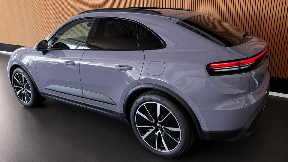 Porsche Macan 4 5d