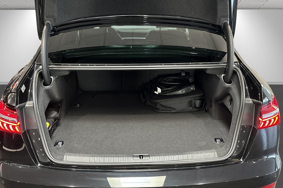 Audi A6 50 TFSi e Sport Prestige quattro S-tr. 4d