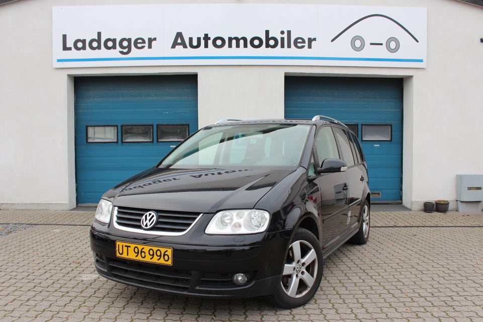 VW Touran 2,0 TDi 136 Trendline Van 5d