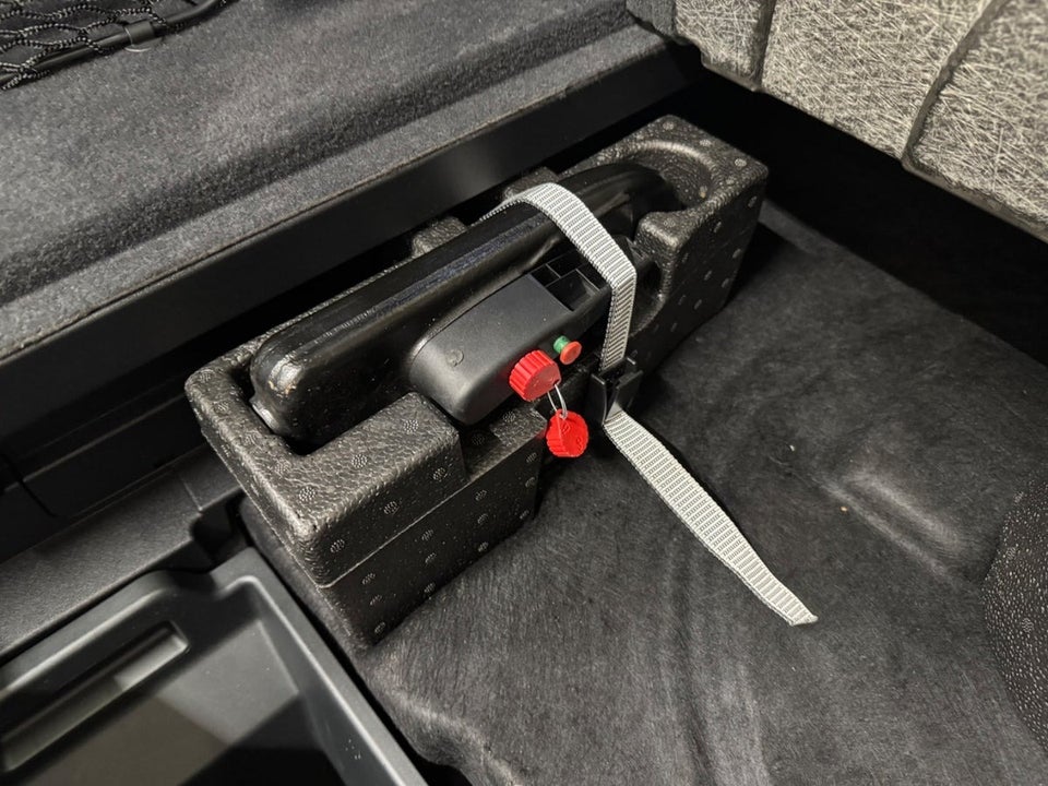 Audi e-tron 55 S-line Sportback quattro 5d