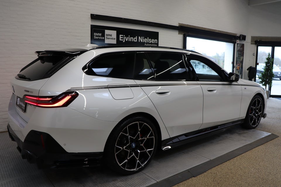 BMW i5 eDrive40 Touring M-Sport Pro 5d