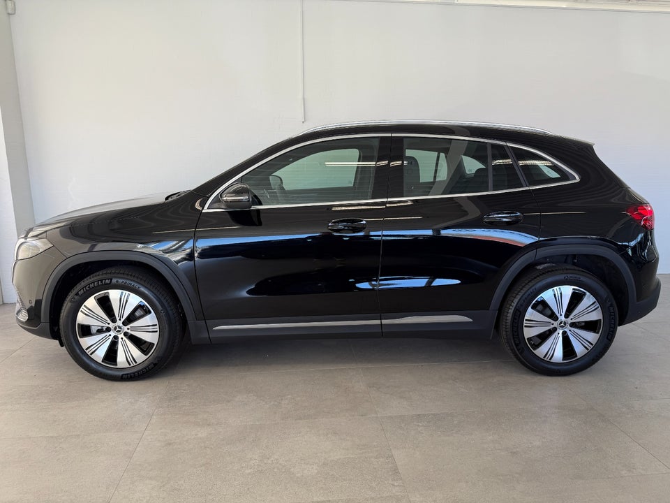 Mercedes EQA250 Progressive 5d