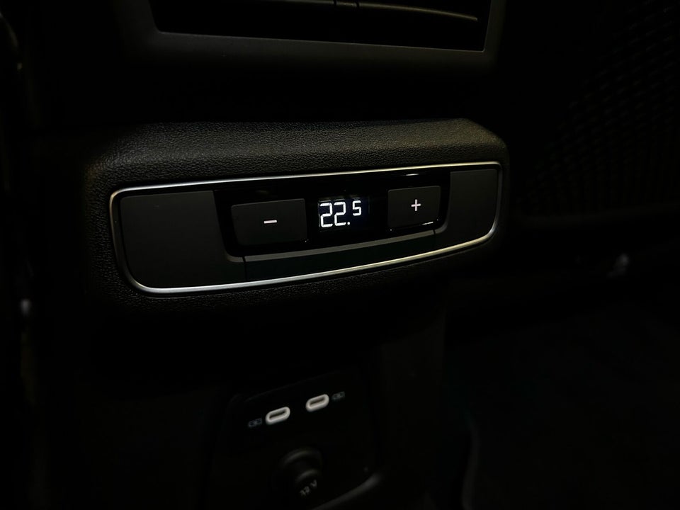 Audi Q4 e-tron 40  5d