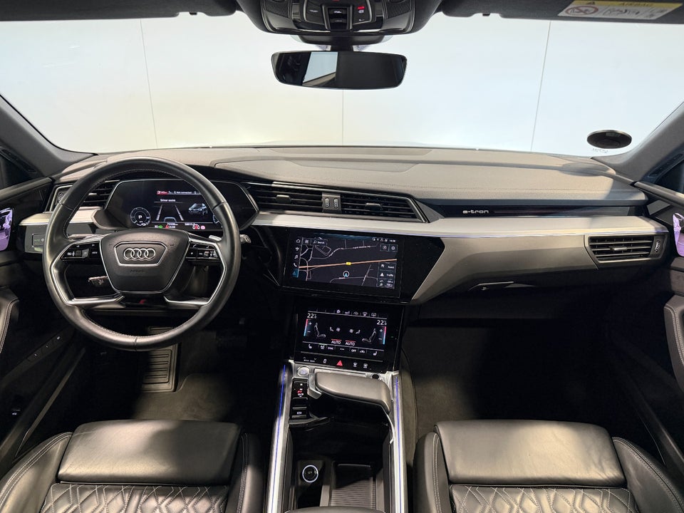 Audi e-tron 55 S-line quattro 5d