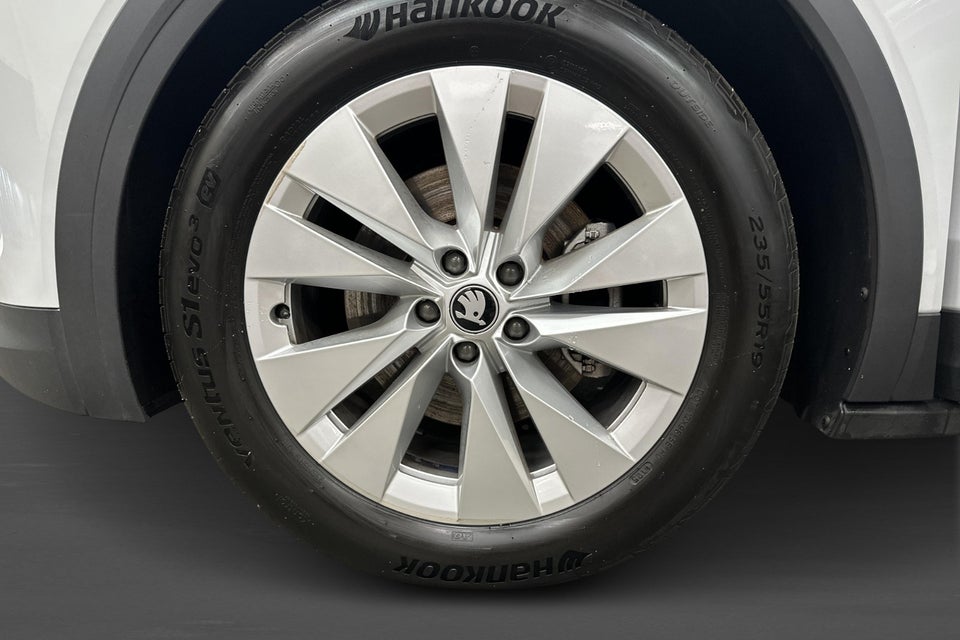 Skoda Elroq 60 iV Loft 5d