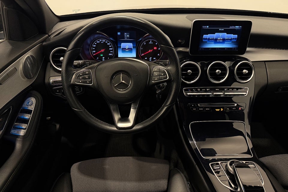 Mercedes C220 d 2,2 Avantgarde stc. aut. 5d