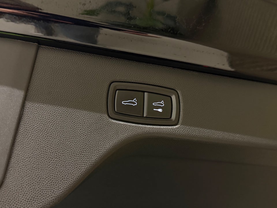 Porsche Macan 4 5d