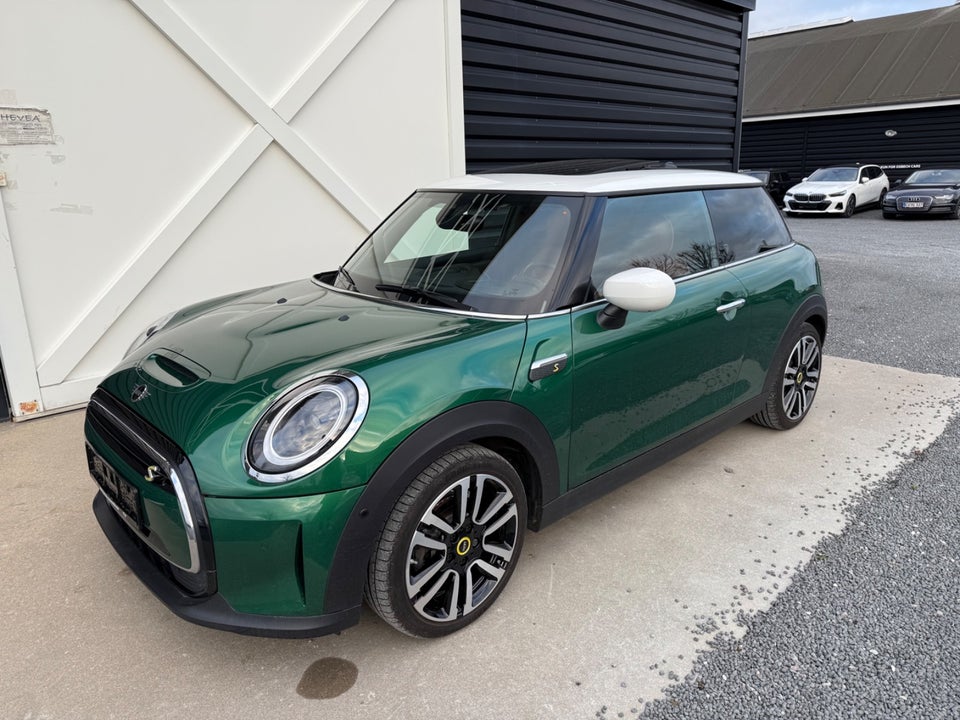 MINI Cooper SE Younique Trim 3d