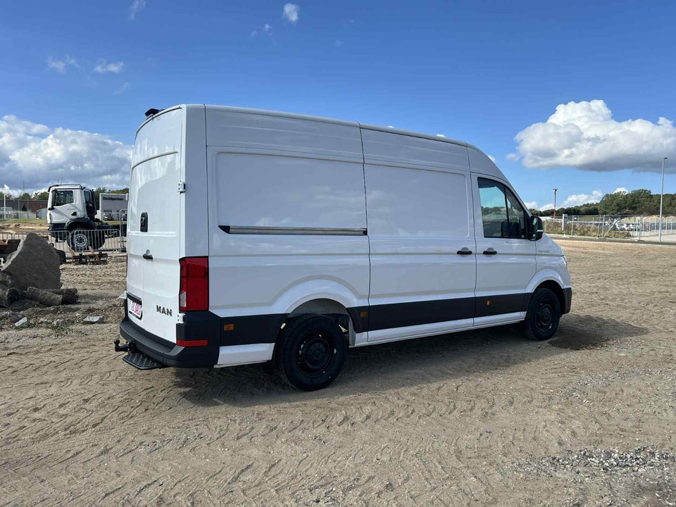 MAN TGE 2,0 3.160 Kassevogn L3H3 aut. RWD