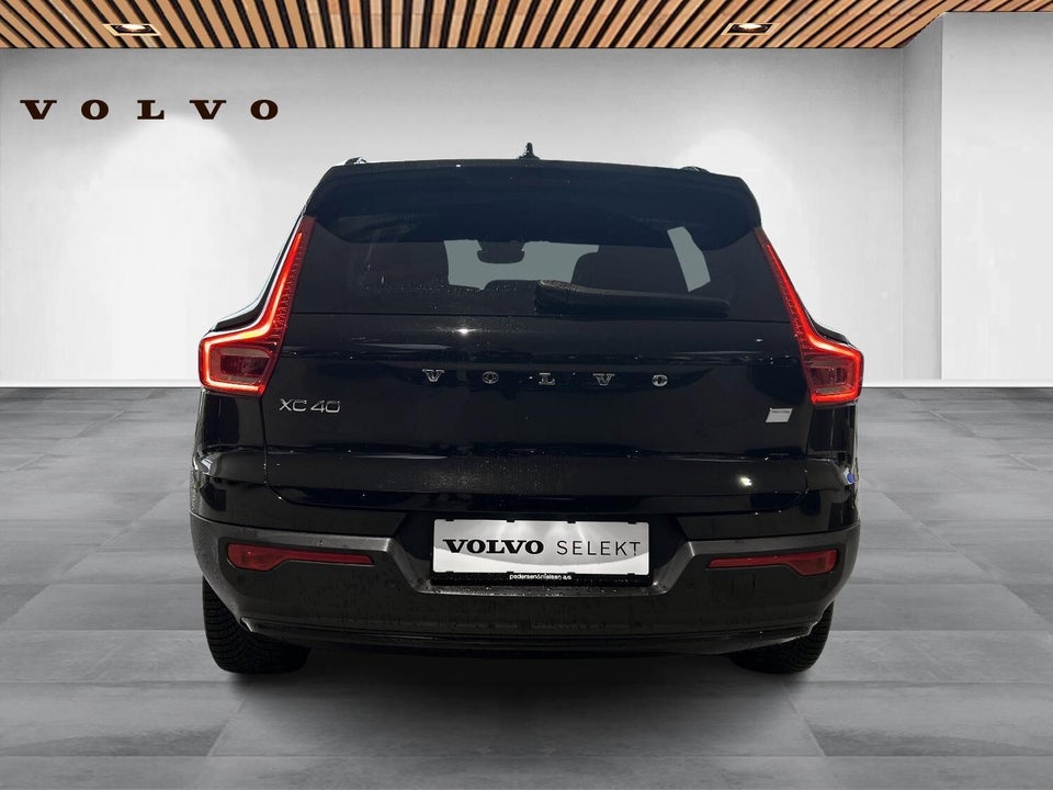 Volvo XC40 ReCharge Extended Range Plus 5d
