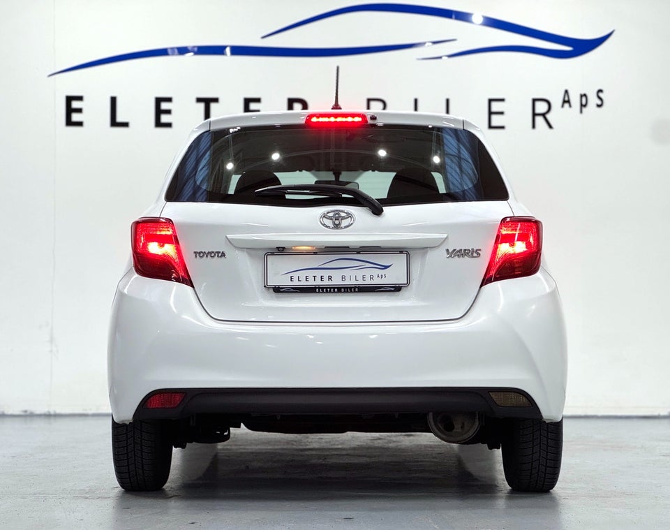 Toyota Yaris 1,0 VVT-i T2 5d