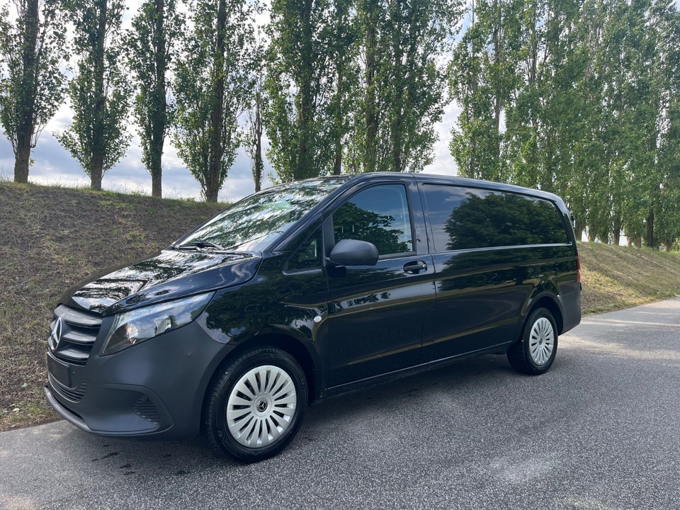 Mercedes Vito 114 2,0 CDi Kassevogn L RWD