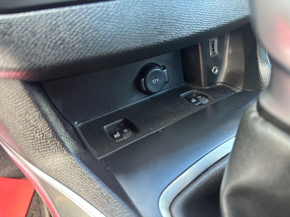 Peugeot 308 1,2 e-THP 130 Allure SW EAT6 5d