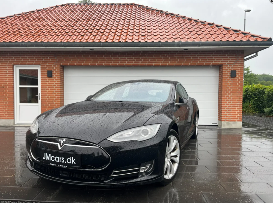 Tesla Model S 85 5d