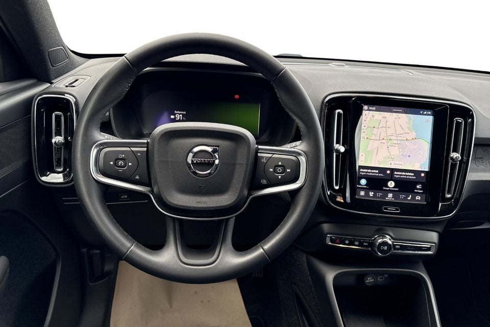 Volvo EX40 Extended Range Plus 5d