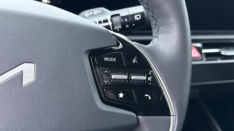 Kia Niro 64 EV Prestige 5d