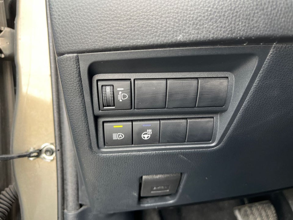 Toyota Yaris 1,5 Hybrid Active Tech e-CVT 5d