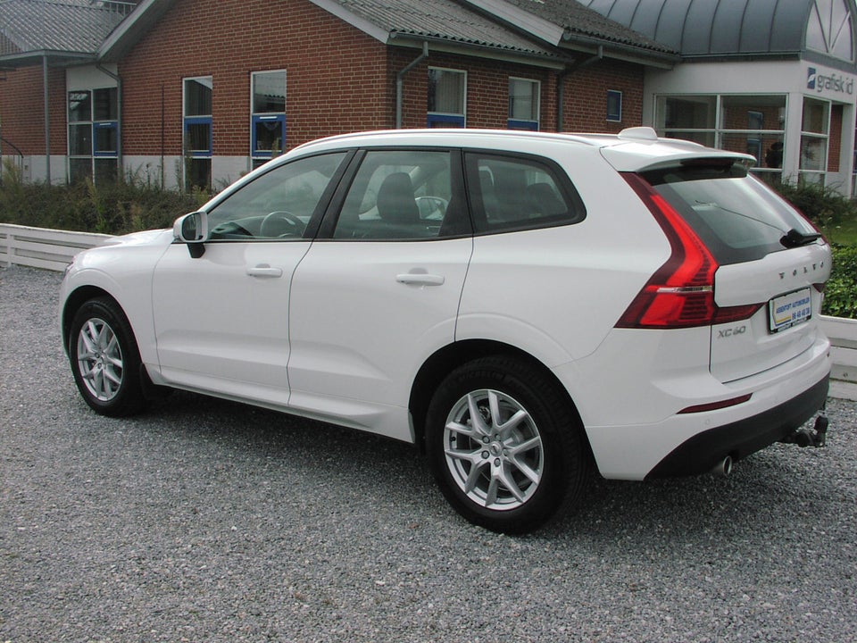 Volvo XC60 2,0 D4 190 Momentum aut. AWD 5d