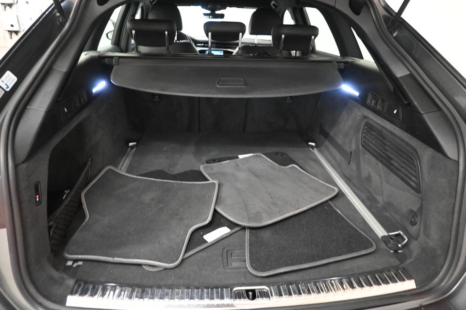 Audi A6 40 TDi S-line Sport Avant S-tr. 5d